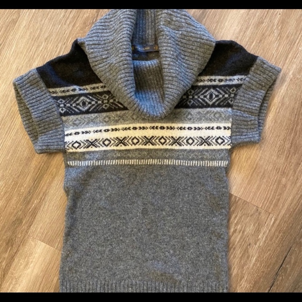 Outback Red lambs wool sweater, women’s small